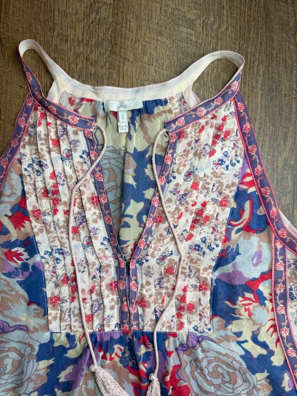 Joie Women's Floral Silk Tie-Neck Tank Red White Blue Multi Size Small - Picture 3 of 13